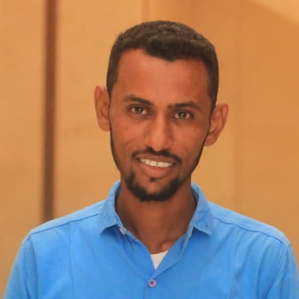 الكاتب عمر الجقومي عن المجموعة القصصية الخروج من بوابة الجسد